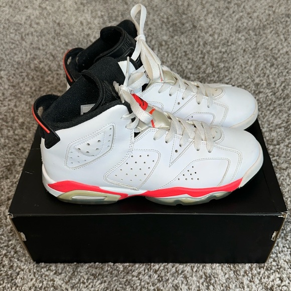 Air Jordan 6 Retro BG  White/Infrared-Black - Picture 3 of 6